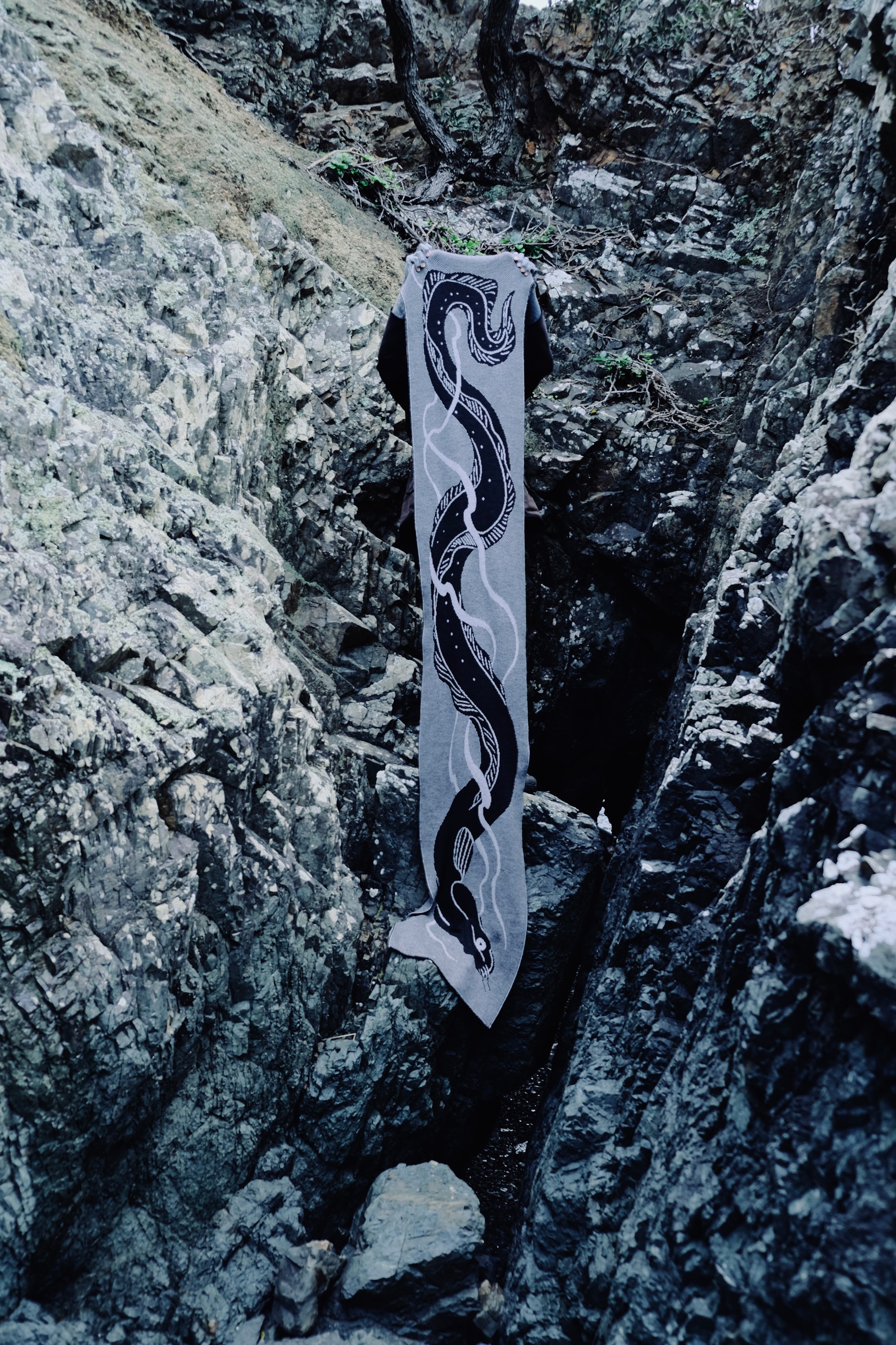 Tīoioi Scarf