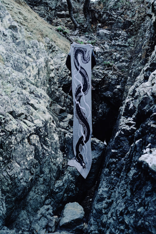 Tīoioi Scarf