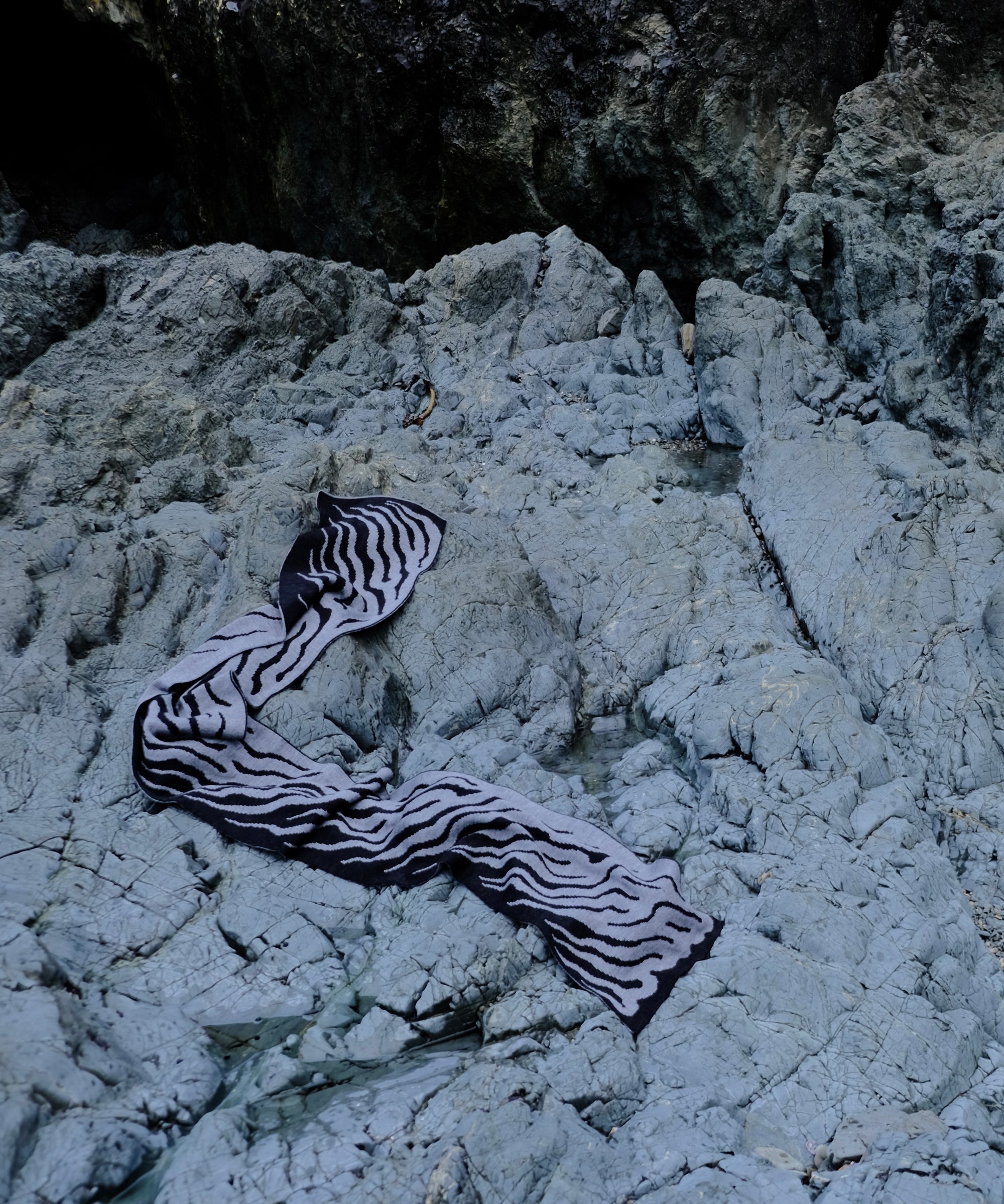 Ahi ā-roto Scarf